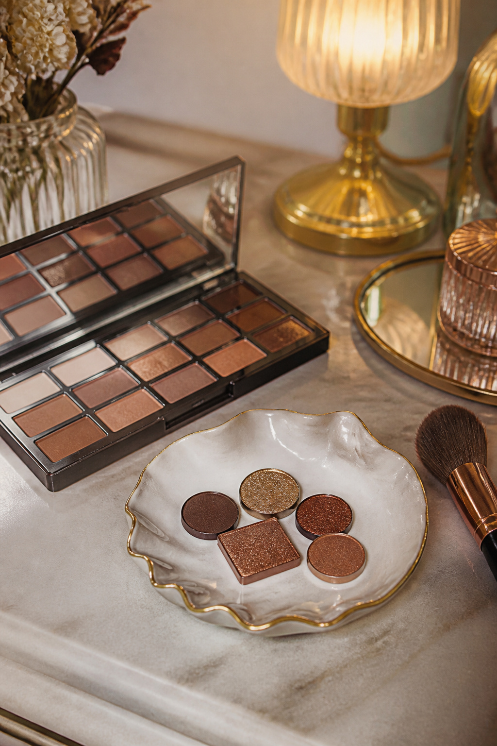 Bronze Smokey Eye makeup with warm shimmer and deeper brown shades.