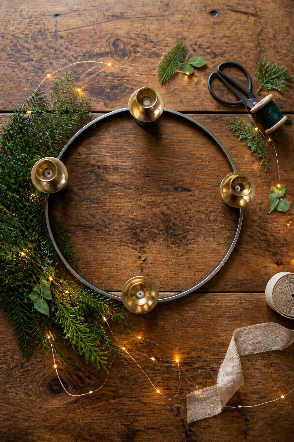 DIY Advent Candle Holder Ideas for 2026: Wreaths, Spirals and Displays 3 Candle holders arranged evenly on a metal ring.